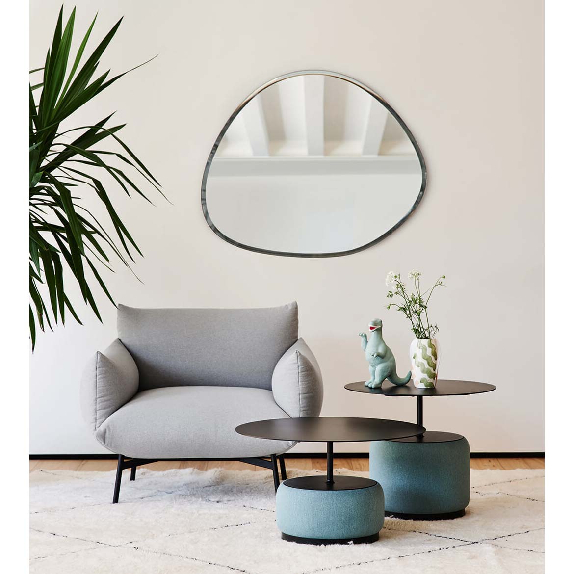 Bloom 605 coffee table