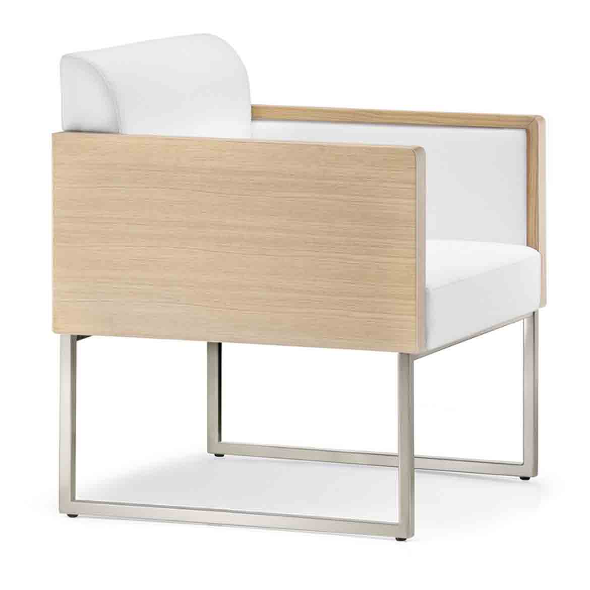 Square steel tube frame 20x20mm, satinized finish. Sandwich panelled seat in bleached oak or stained wengé, cushions and sides upholstered.