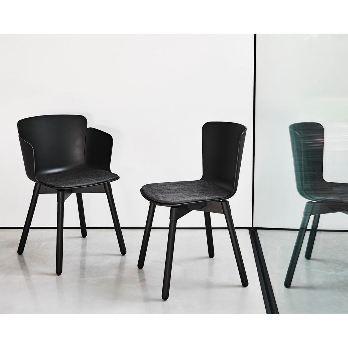Calla 203 armchair