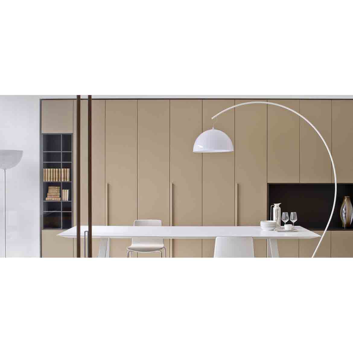 l002 L002T free standing lamp