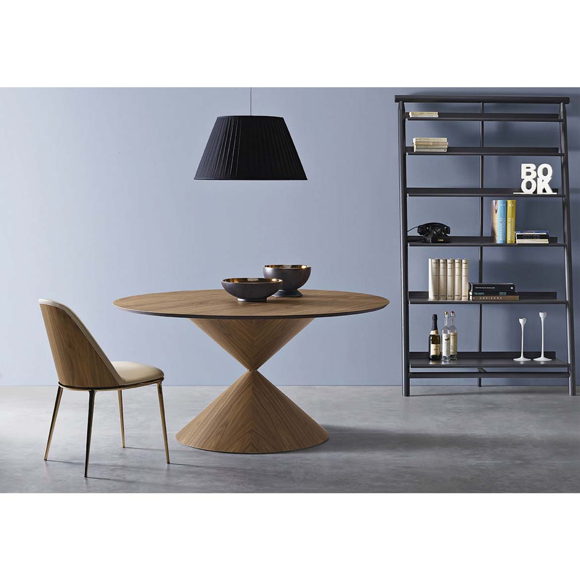 Lea 102 chair