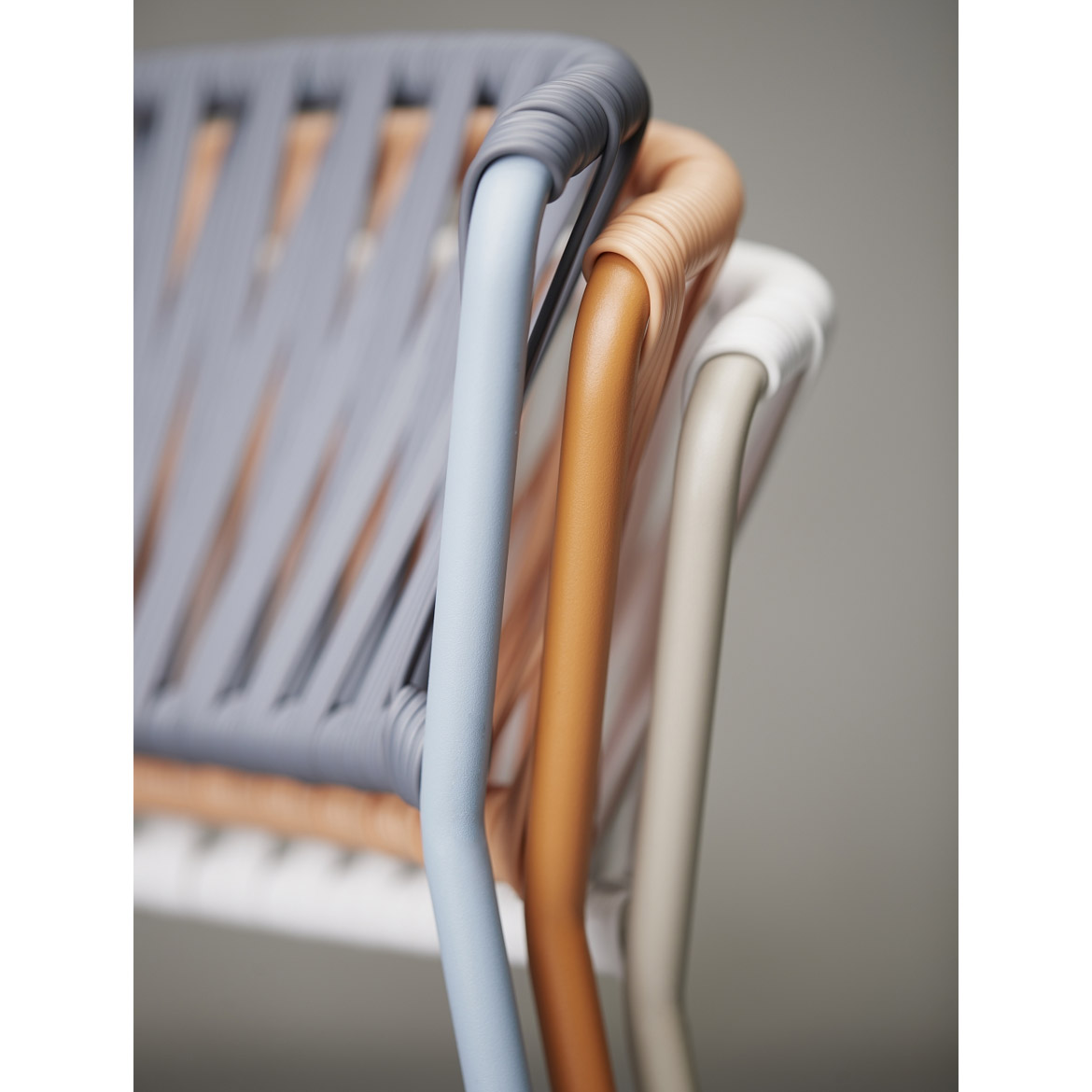 Lisa club 107 chair