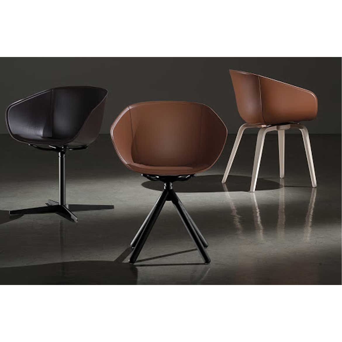 Maya 203 armchair