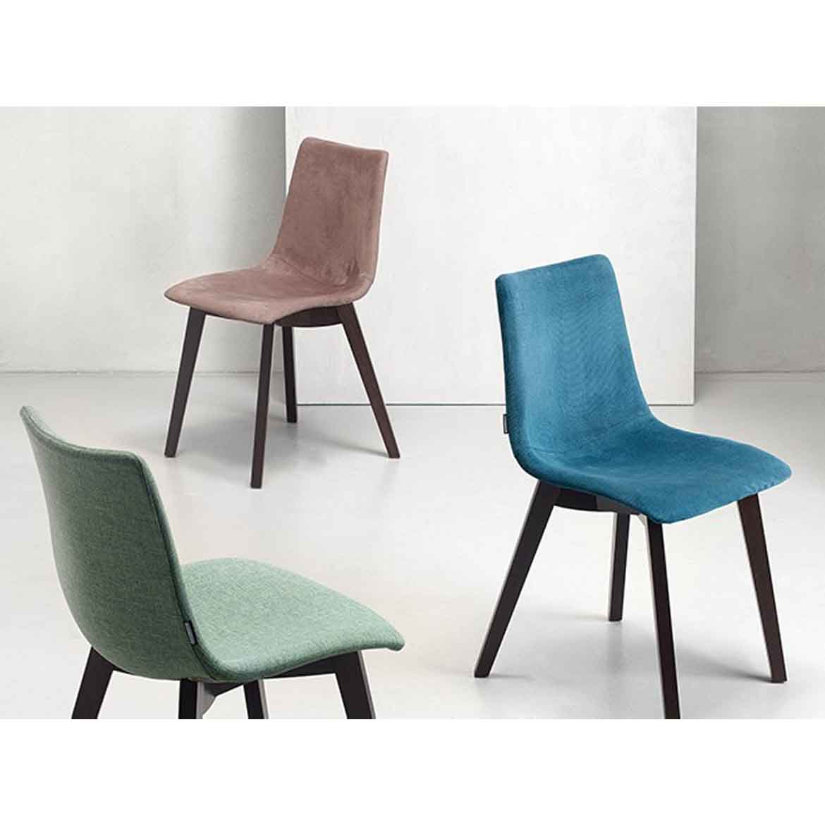 Natural Zebra Pop 102 chair 