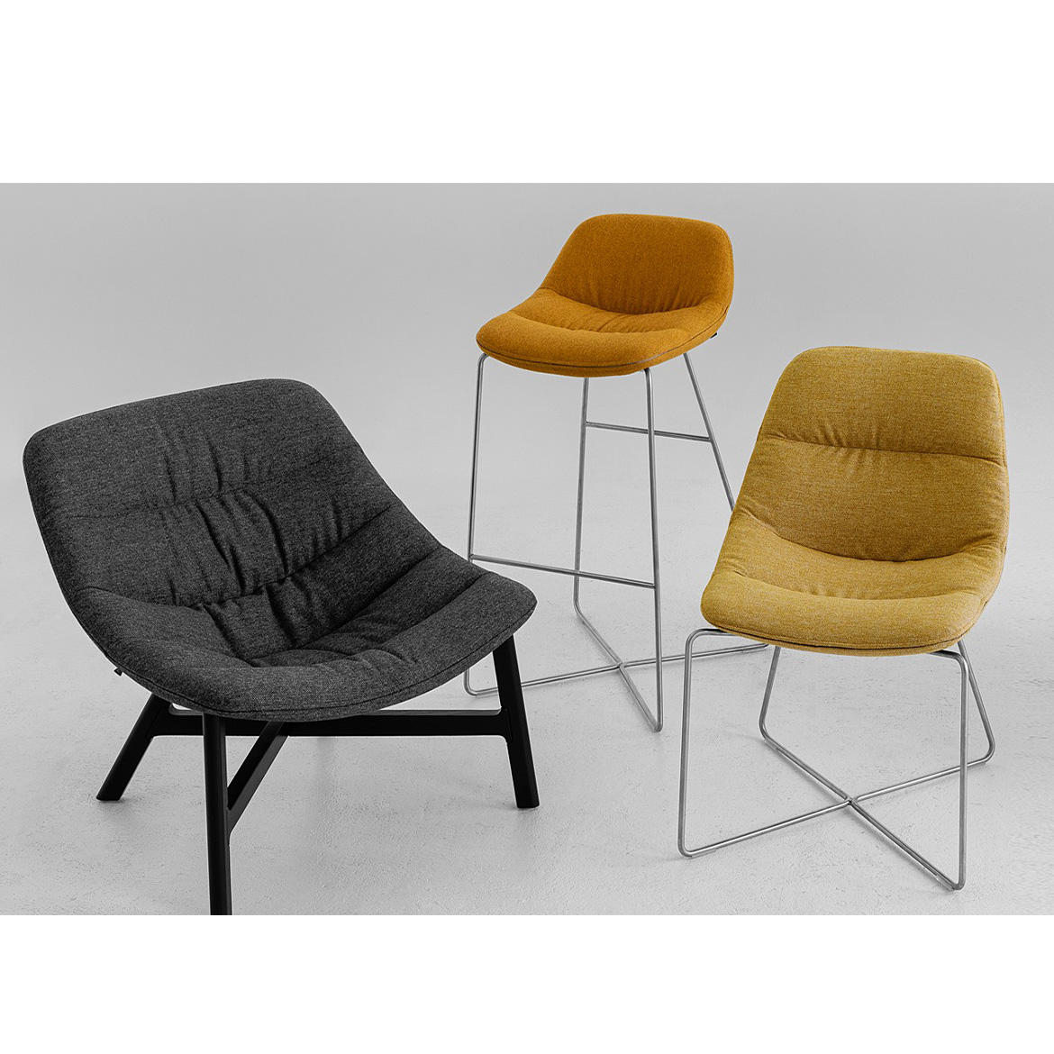 Mishell soft 402 armchair