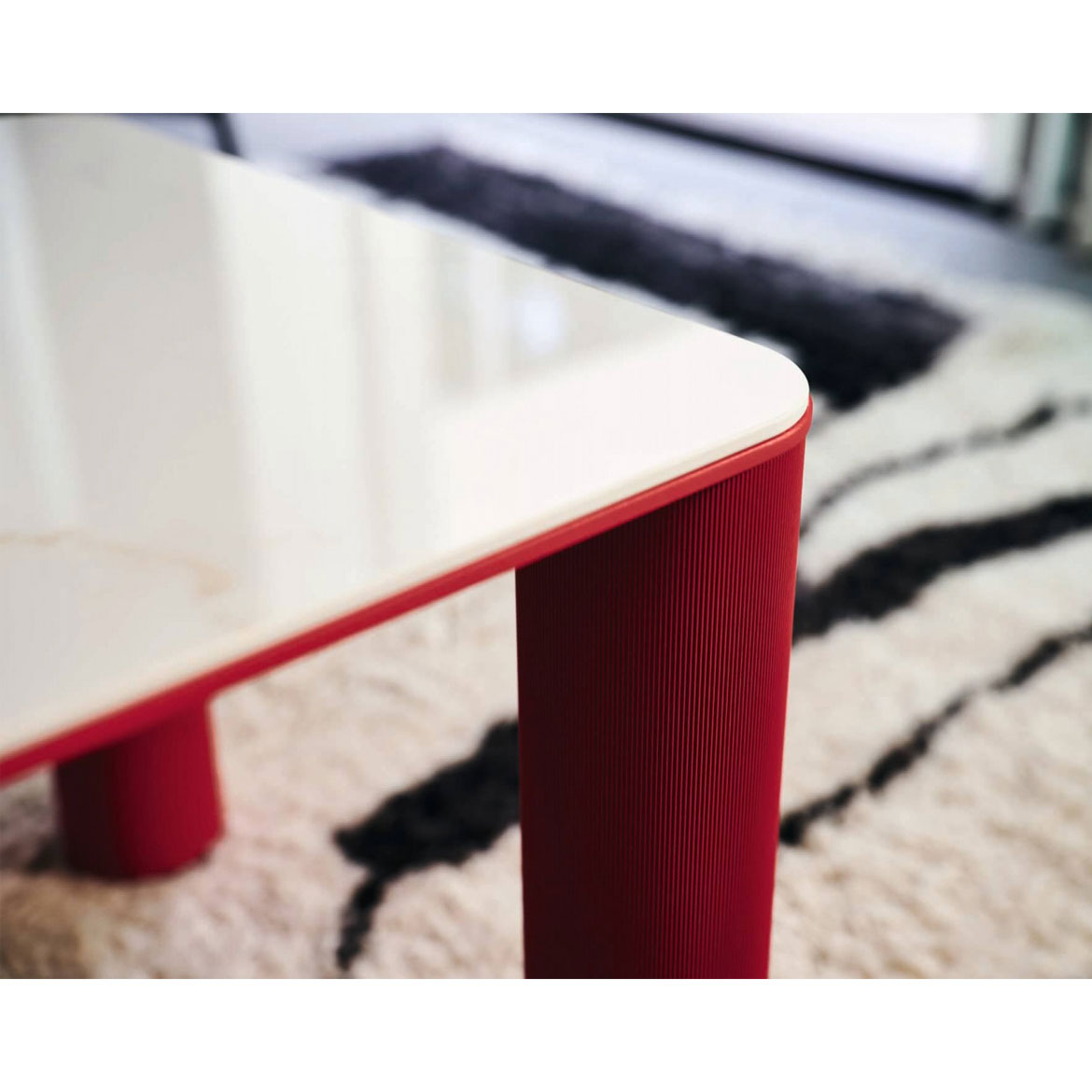 Paw 605 coffee table