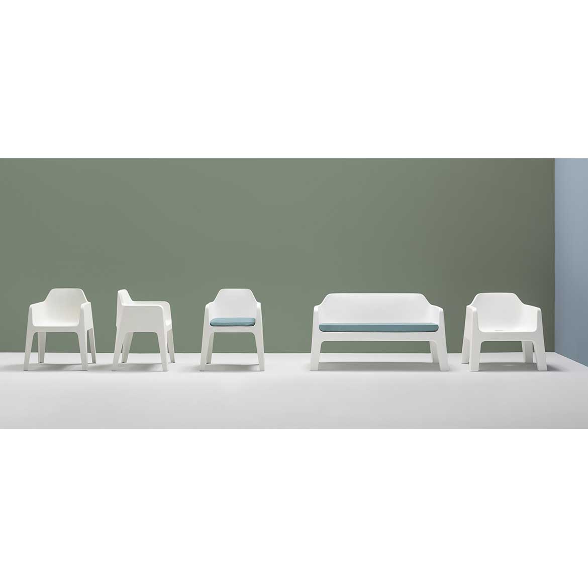 Plus 630 armchair 