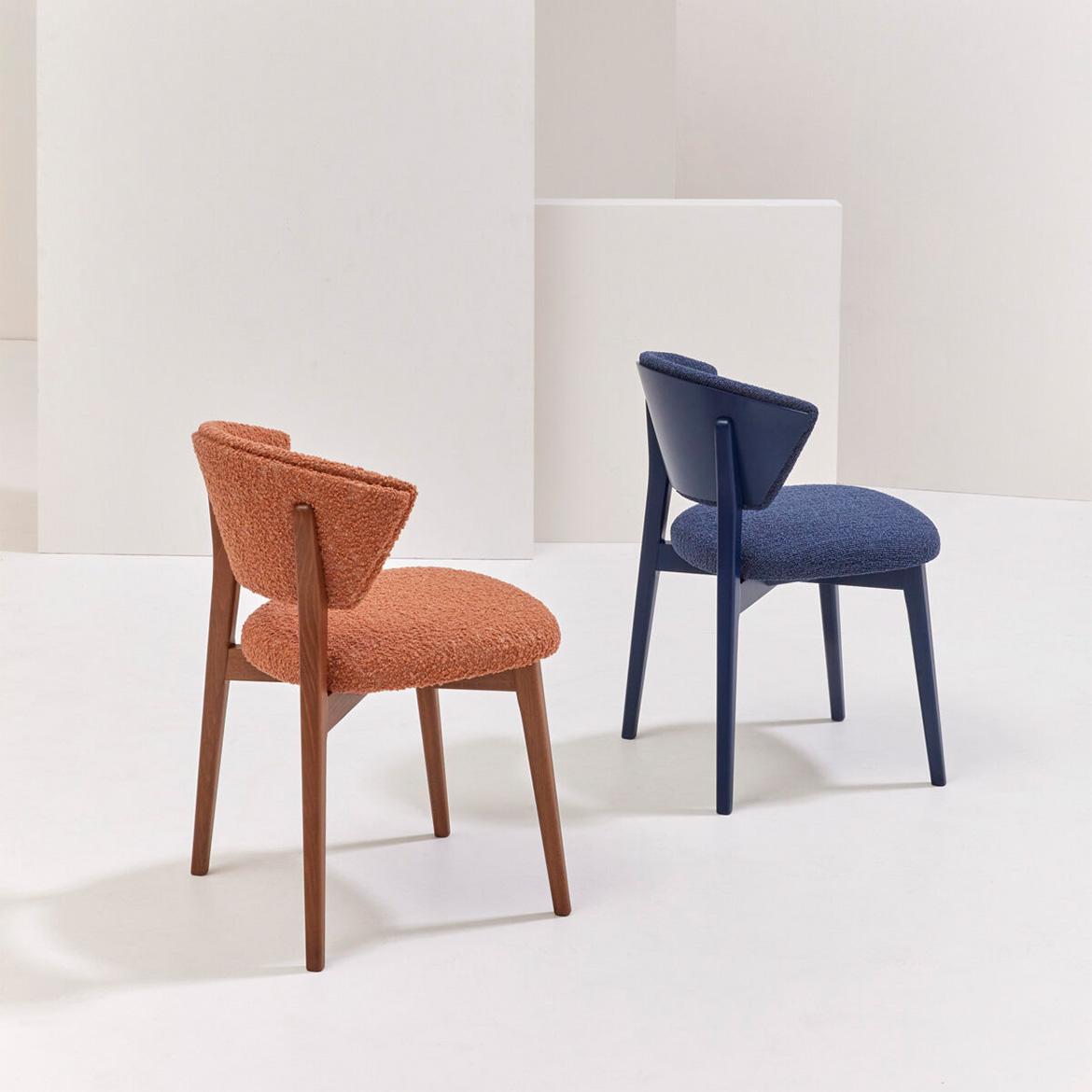Stella 102 chair
