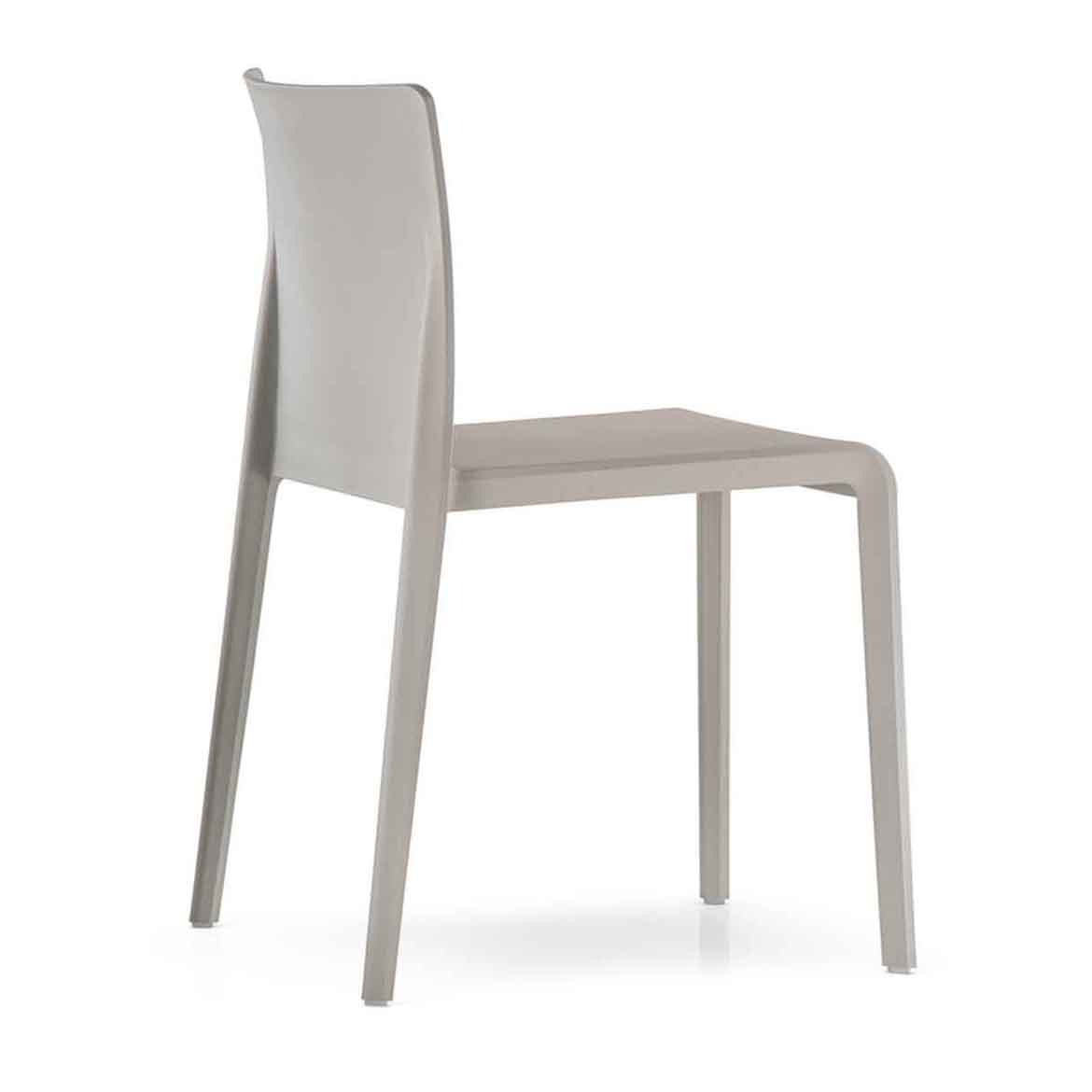 Volt is made of injection air gas moulding polypropylene reinforced by fibers glass.Colours: white, black, red, anthracite gray, beige, yellow, blue. Same as the structure.