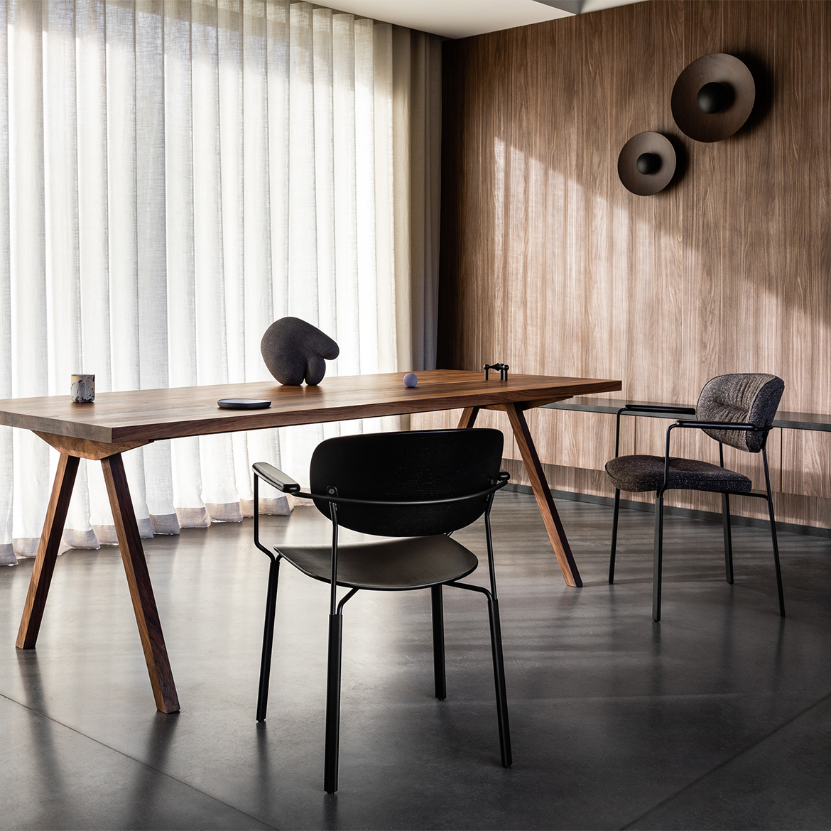 Algo 102 chair