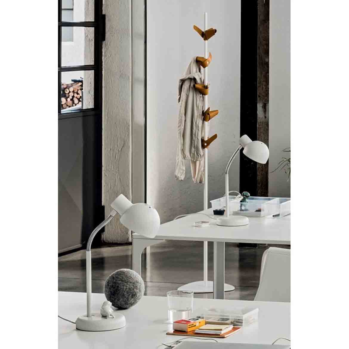 Apelle tree coat hanger