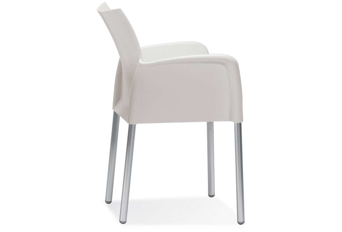 Ice 850 armchair 