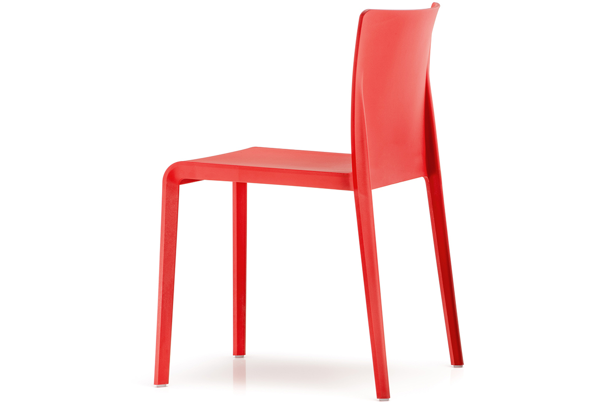Volt 670 chair 